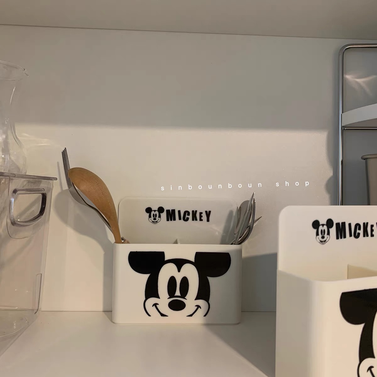 Mickey Mouse adhesive accessories wall holder DCZZ176 images